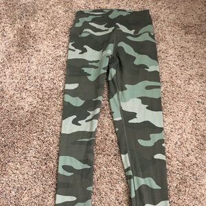 Pink camo leggings